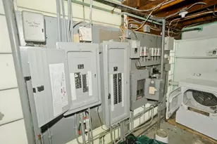 77 Central Park Dr, Holyoke, MA 01040 - Photo 30