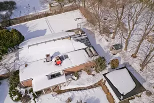 77 Central Park Dr, Holyoke, MA 01040 - Photo 22