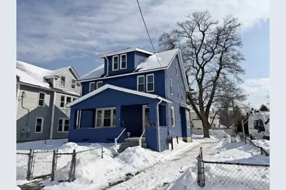 11 Crown St, Springfield, MA 01108 - Photo 2