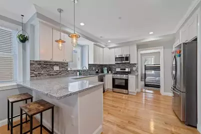 9 Wales St, Boston, MA 02124 - Photo 4