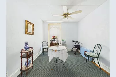 304 Cambridge St, Fall River, MA 02721 - Photo 6