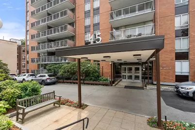 45 Longwood Ave #712, Brookline, MA 02446 - Photo 2