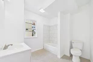 27 Nelson St, New Bedford, MA 02744 - Photo 10