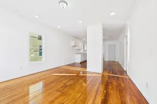 27 Nelson St, New Bedford, MA 02744 - Photo 8