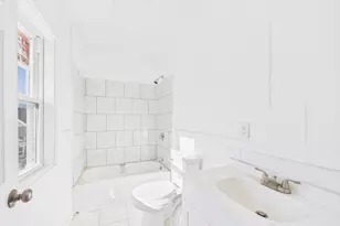 27 Nelson St, New Bedford, MA 02744 - Photo 12