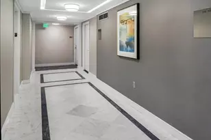 8 Whittier Pl, Boston, MA 02114 - Photo 22