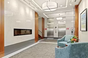 8 Whittier Pl, Boston, MA 02114 - Photo 24