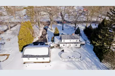 133 Middle St, Hadley, MA 01035 - Photo 1