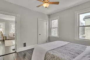 124 Chestnut St, Brookline, MA 02445 - Photo 14