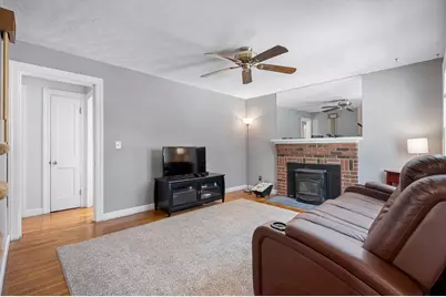 24 Geneva St, Worcester, MA 01602 - Photo 8