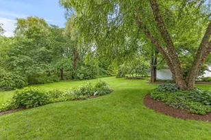 25 Irving Pl, Holliston, MA 01746 - Photo 36