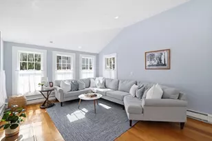 25 Irving Pl, Holliston, MA 01746 - Photo 16