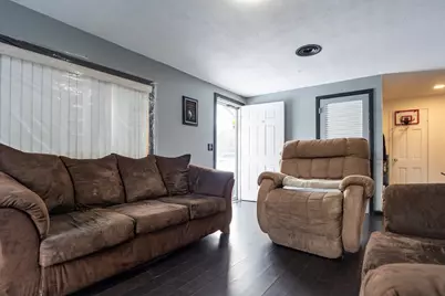 52 Vadnais St., Springfield, MA 01108 - Photo 8