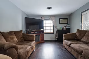 52 Vadnais St, Springfield, MA 01108 - Photo 6