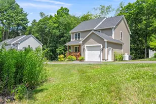 16 Farnum St, Uxbridge, MA 01569 - Photo 28