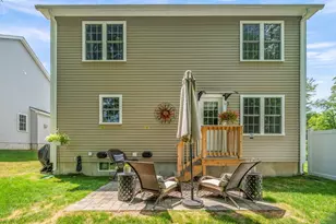 16 Farnum St, Uxbridge, MA 01569 - Photo 32