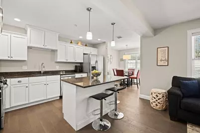 4 Staples Ave #4, Taunton, MA 02780 - Photo 8