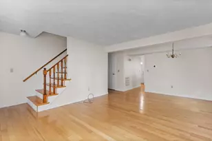 1 Traverse St, Wakefield, MA 01880 - Photo 8