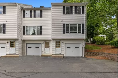 1 Traverse St #E, Wakefield, MA 01880 - Photo 2