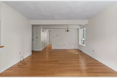 1 Traverse St #E, Wakefield, MA 01880 - Photo 6