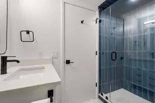 75-83 Cambridge Pkwy, Cambridge, MA 02142 - Photo 12