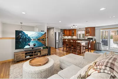 143 Plymouth St, Pembroke, MA 02359 - Photo 14