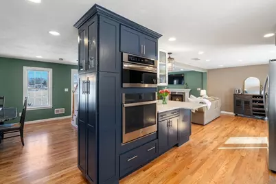 9 Davids Island Rd, Weymouth, MA 02191 - Photo 10