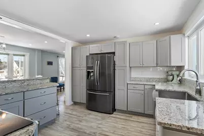 14 Columbus Ave, Templeton, MA 01436 - Photo 10