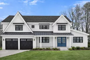 9 Albamont Rd, Winchester, MA 01890 - Photo 1