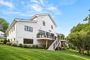 9 Albamont Rd, Winchester, MA 01890 - Photo 2