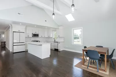 398 Plymouth St, Bridgewater, MA 02324 - Photo 6