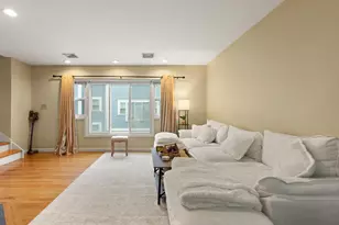 335 W Fourth St, Boston, MA 02127 - Photo 2