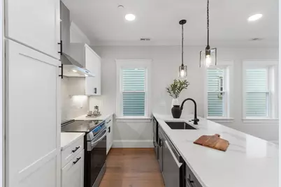 227 Highland Ave #1, Somerville, MA 02143 - Photo 10