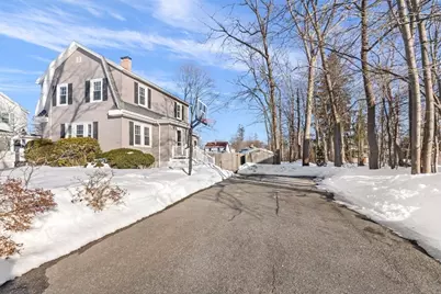 124 S Park St, Haverhill, MA 01835 - Photo 30