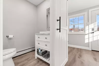 124 S Park St, Haverhill, MA 01835 - Photo 10