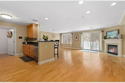 29 Maple St #G, Canton, MA 02021 - Photo 10