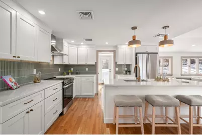 36 Mount Vernon St, North Reading, MA 01864 - Photo 10