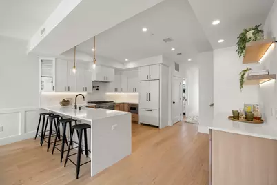 136 West Eighth #Four, Boston, MA 02127 - Photo 10