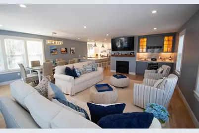 1192 S River St, Marshfield, MA 02050 - Photo 2