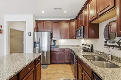 2 Francis Dr #405, Andover, MA 01810 - Photo 4