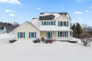 14 Richards Ave, Rutland, MA 01543 - Photo 1