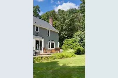 27 Liberty Hill Dr, Blackstone, MA 01504 - Photo 6