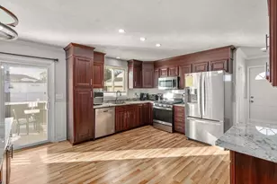 231 Lapham St, Fall River, MA 02721 - Photo 2