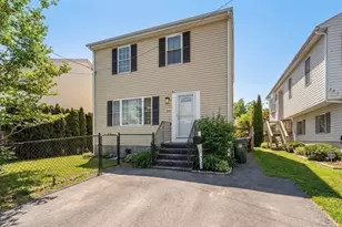 231 Lapham St, Fall River, MA 02721 - Photo 2