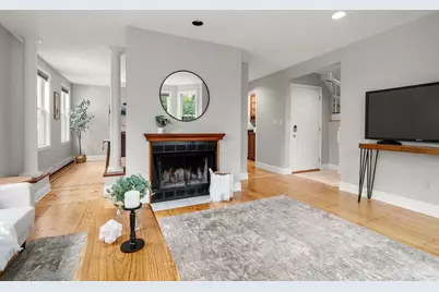 106 Brook Street, Brookline, MA 02445 - Photo 14