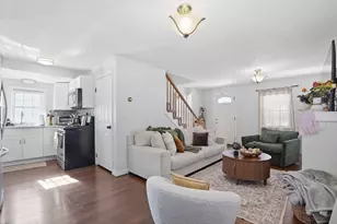 74 Linwood St, Brockton, MA 02301 - Photo 6