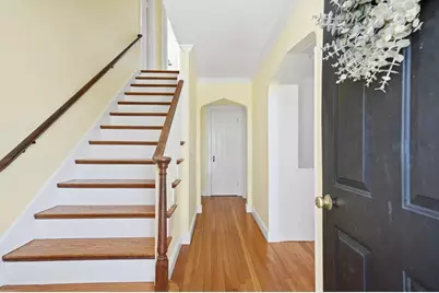 67 Longfellow Rd, Watertown, MA 02472 - Photo 2