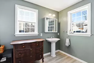 165 Lake Shore Dr, Weymouth, MA 02189 - Photo 10