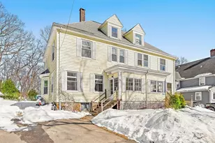 16 Bancroft Park, Hopedale, MA 01747 - Photo 2