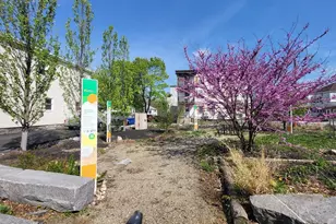 218 Mechanic St, Leominster, MA 01453 - Photo 2